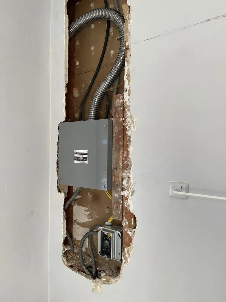 Slide of Electrical’s Finest