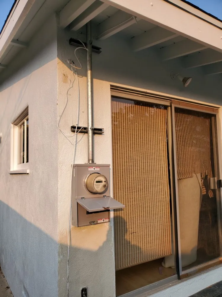 Slide of Electrical’s Finest