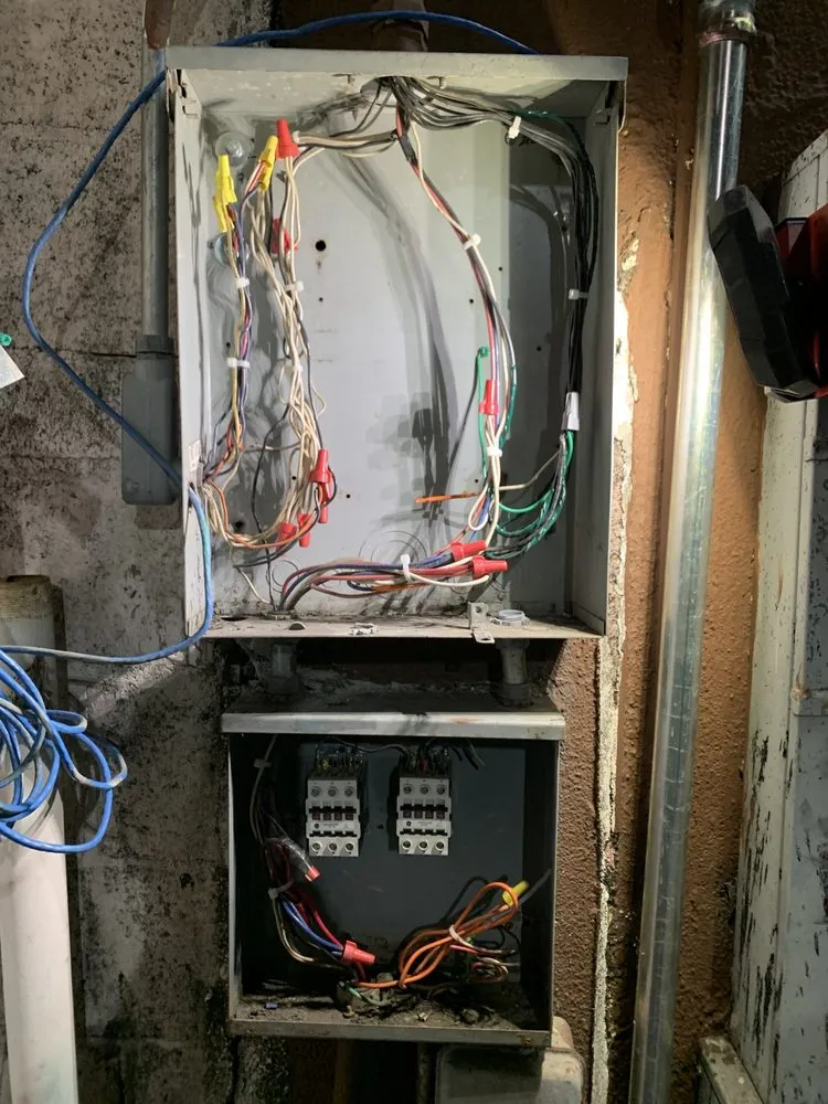 Slide of Electrichead