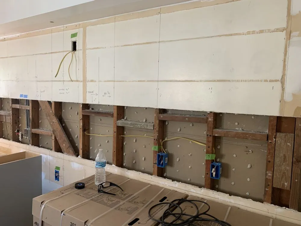 Slide of Electrichead