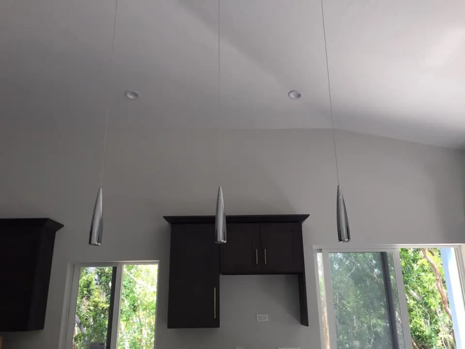 Slide of Electrician 24 hours