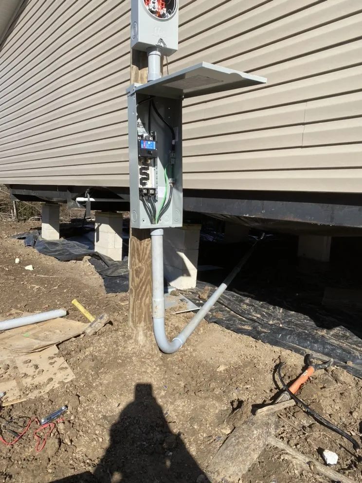 Slide of Electrician 4memphis