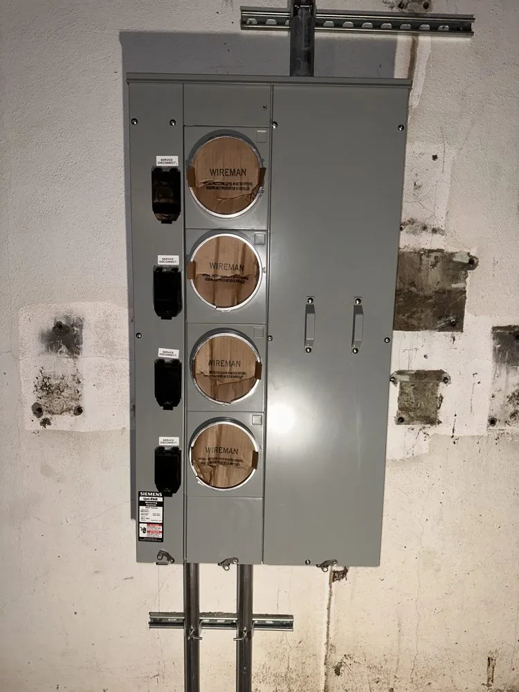 Slide of Electrician Alberto