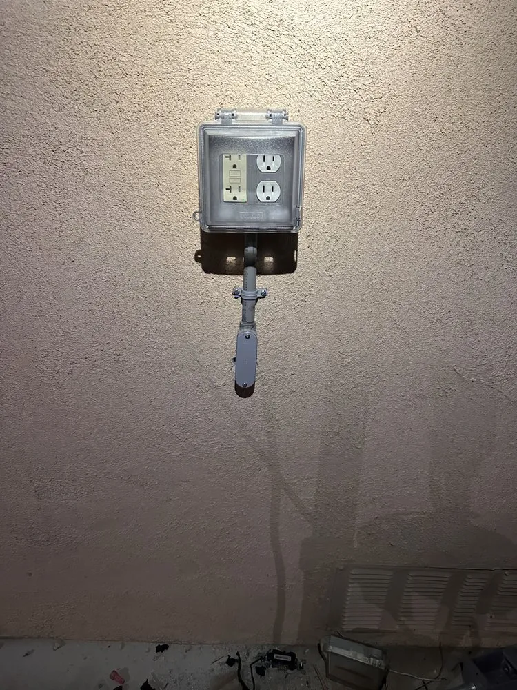 Slide of Electrician Alberto