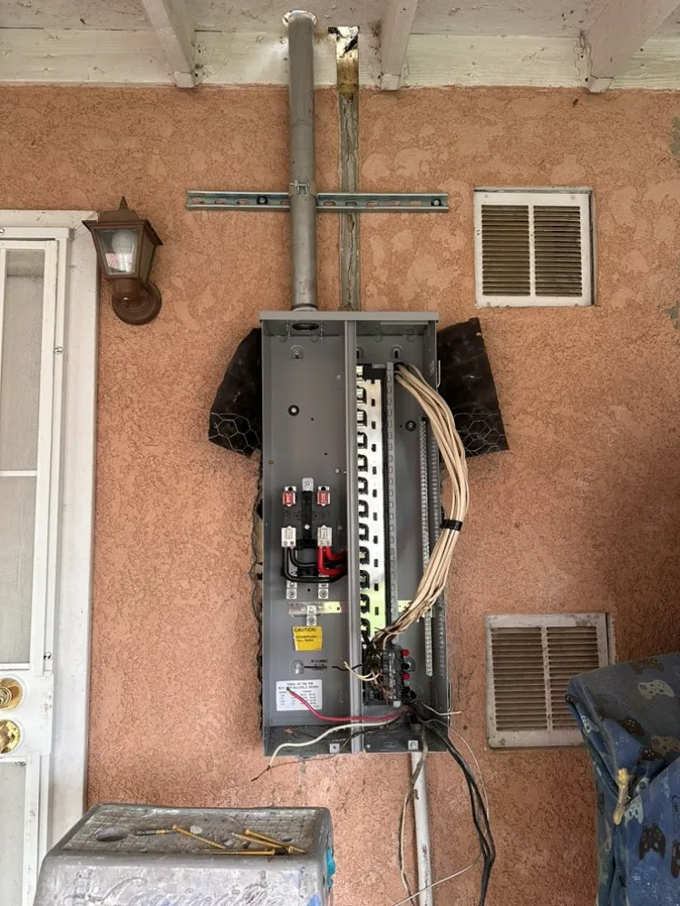 Slide of Electrician Alberto