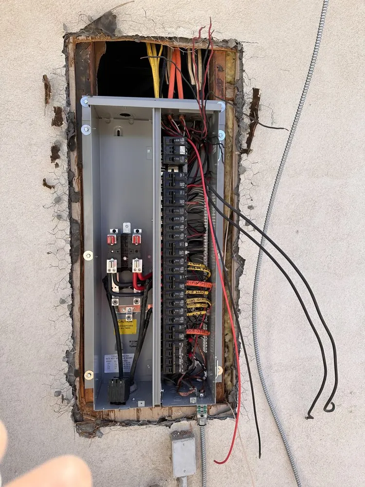 Slide of Electrician Alberto