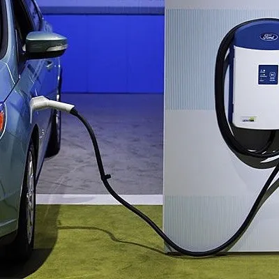 Slide of Electrician In Charge