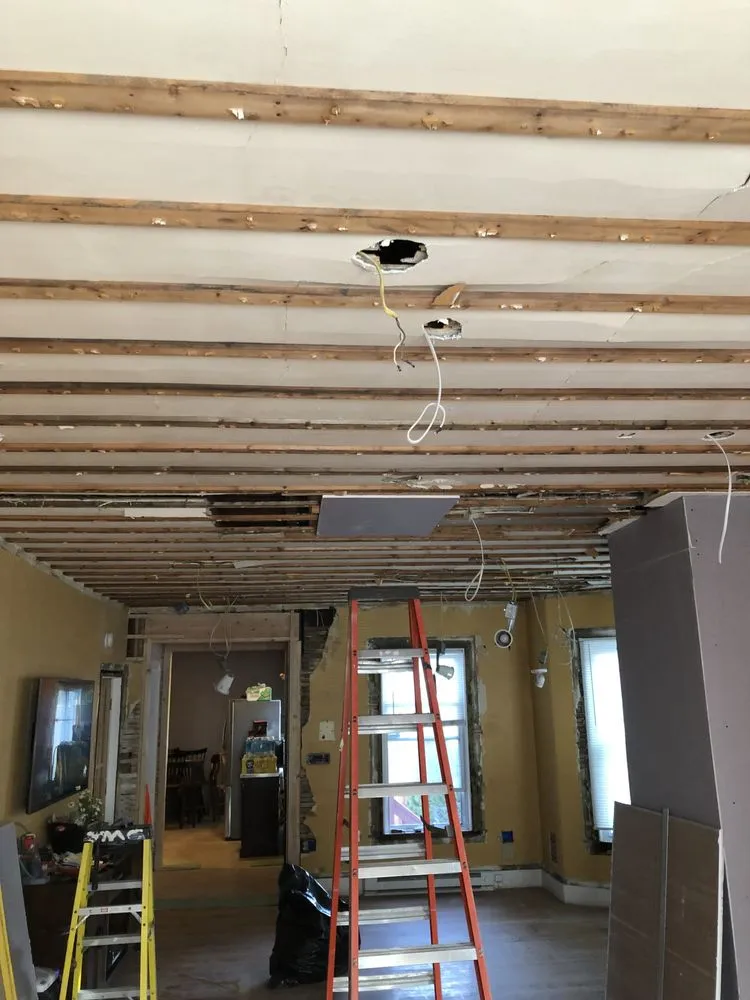 Slide of Electrician Jmc