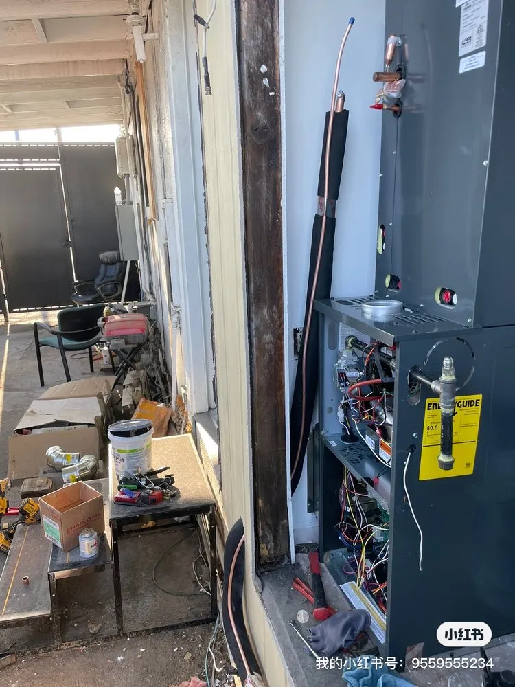 Slide of Electrician man