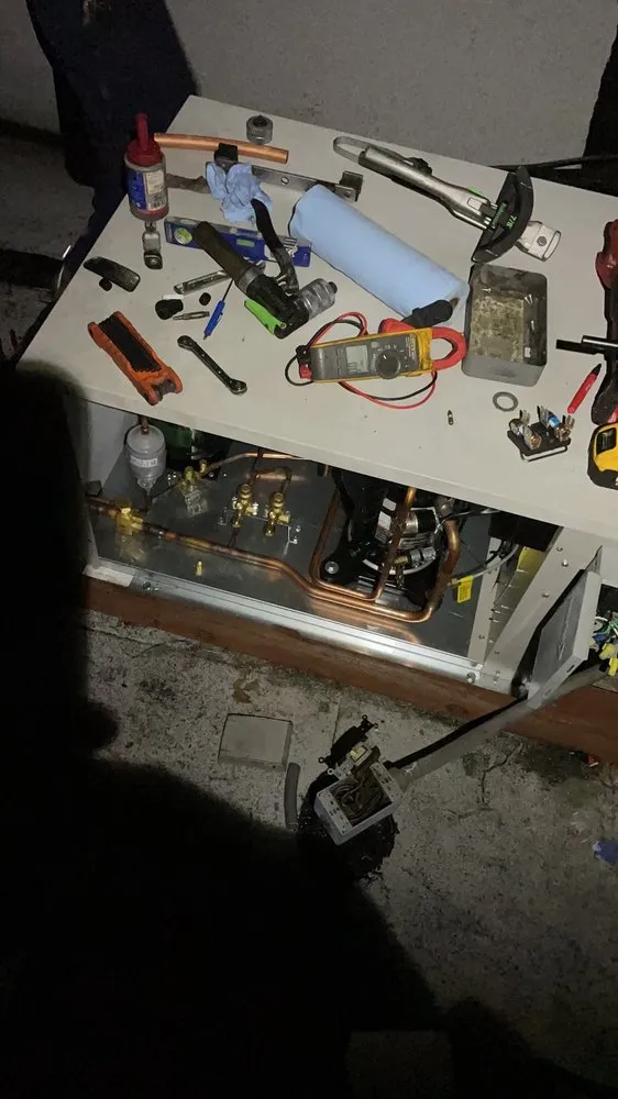 Slide of Electrician man