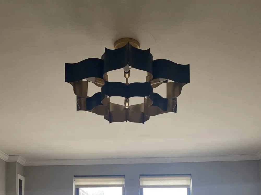 Slide of Electrician Techs