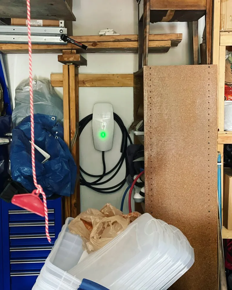 Slide of Electricians On A Mission