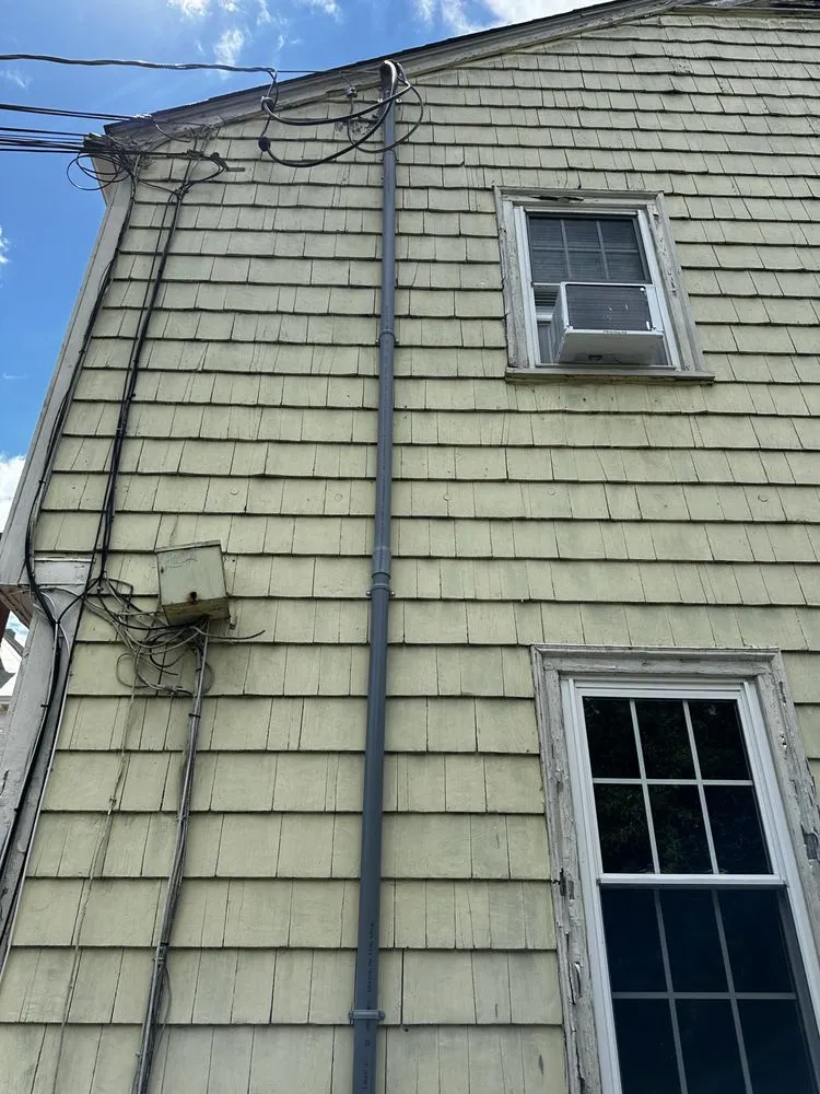 Certified electrical service for homes in lighting installation,  by 