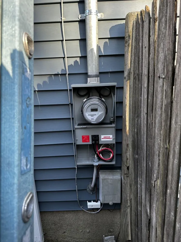 Slide of Electricians R Us - Electrical Services Pawtucket
