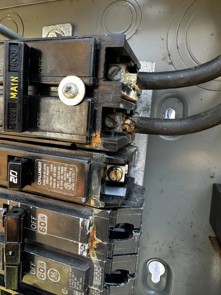 Slide of Electricians R Us - Electrical Services Pawtucket