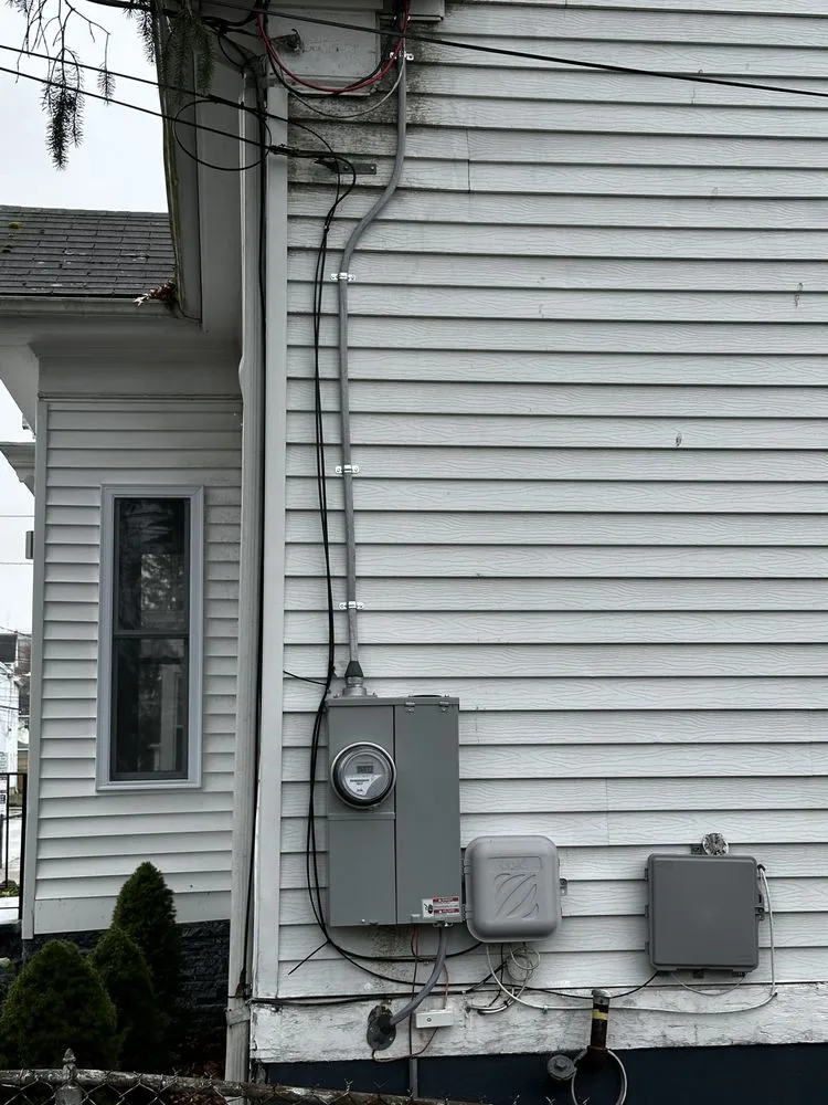 Slide of Electricians R Us - Electrical Services Pawtucket