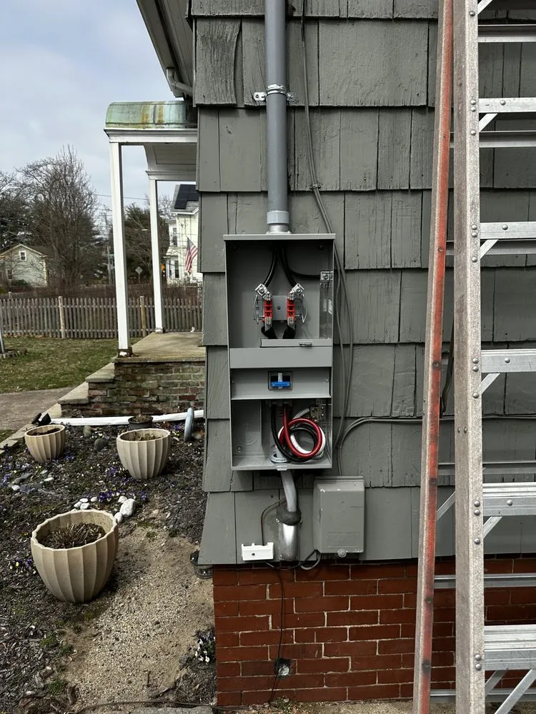 Slide of Electricians R Us - Electrical Services Pawtucket