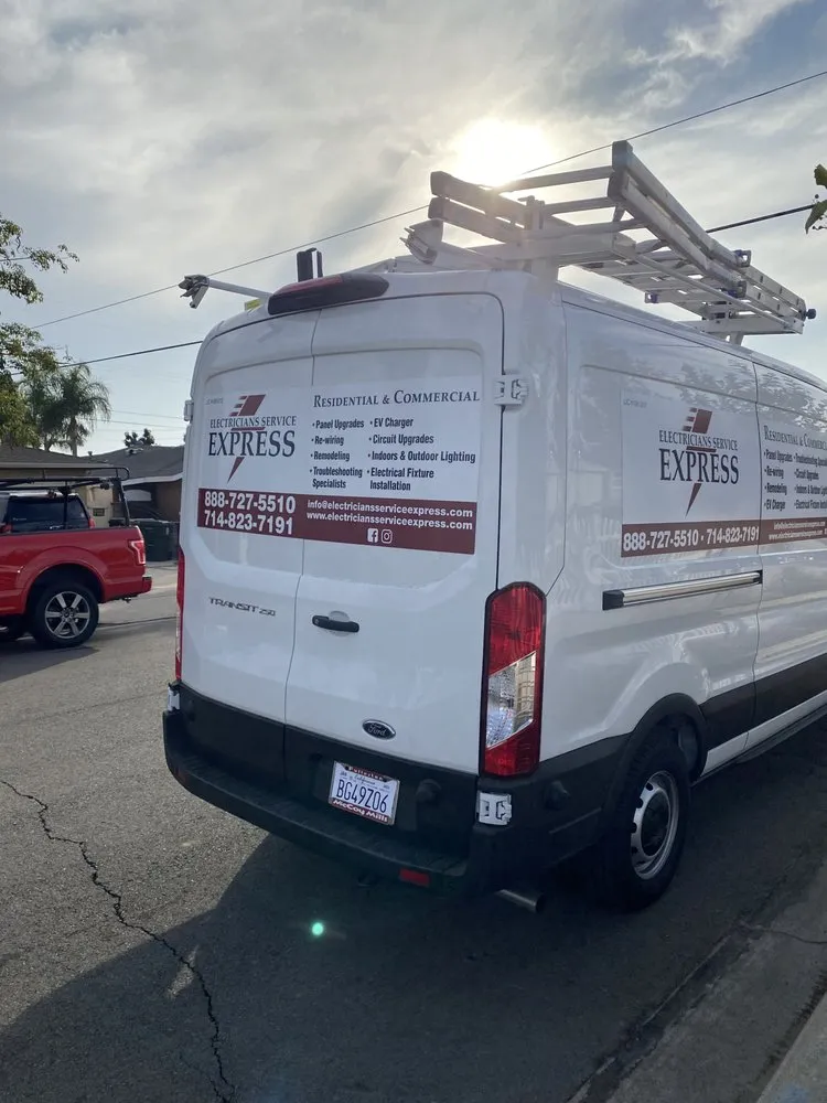 Slide of Electricians Service Express