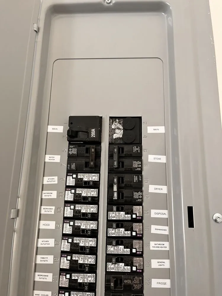 Trusted lighting installation experts serving ,  - Electricista De La Bahia