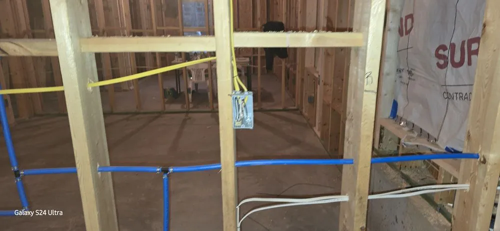 Slide of Electricista Urias