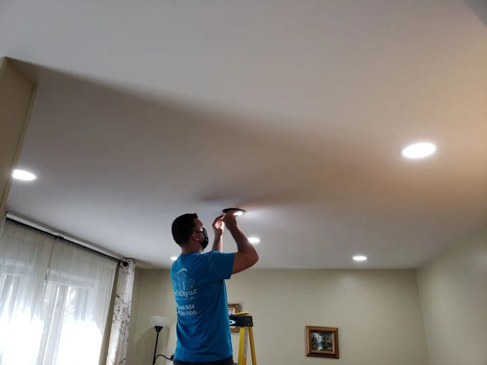 Slide of ElecTriCity