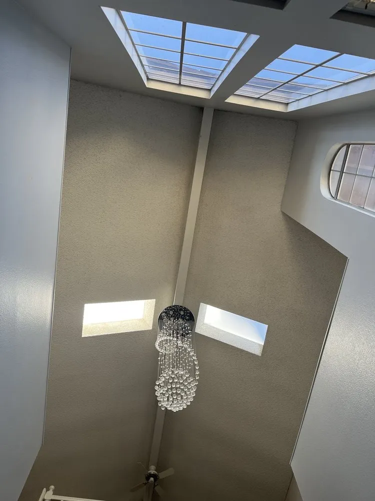 Slide of Electricman