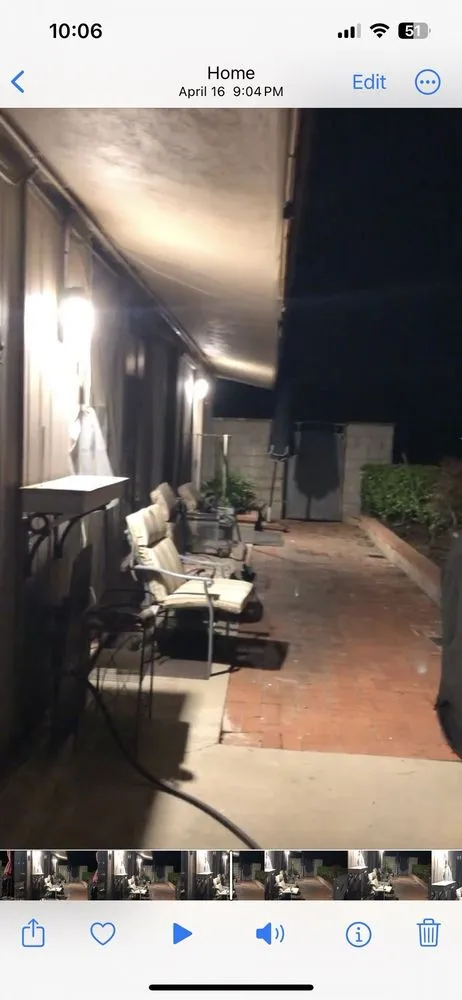 Slide of Electricman