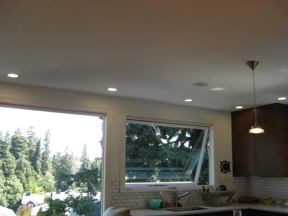 Trusted electrician providing lighting installation in , 