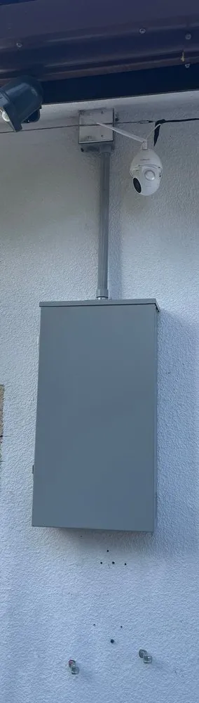 Slide of Electrik Pros  Wynwood