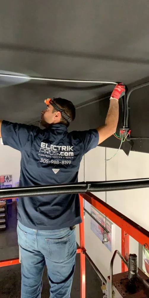 Slide of Electrik Pros  Wynwood