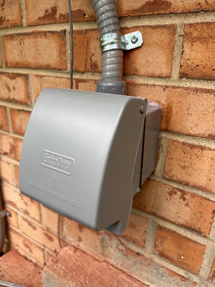 Slide of Electrisource