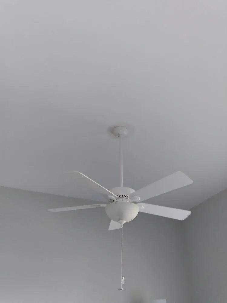 Slide of Electrisource