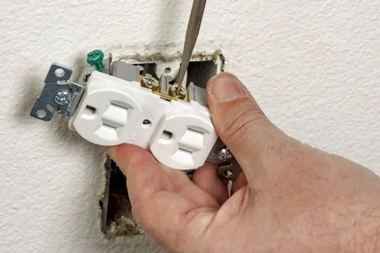 Expert electrician providing emergency electrical service in Upper Marlboro, MD - Electro Bolt Electrical Services