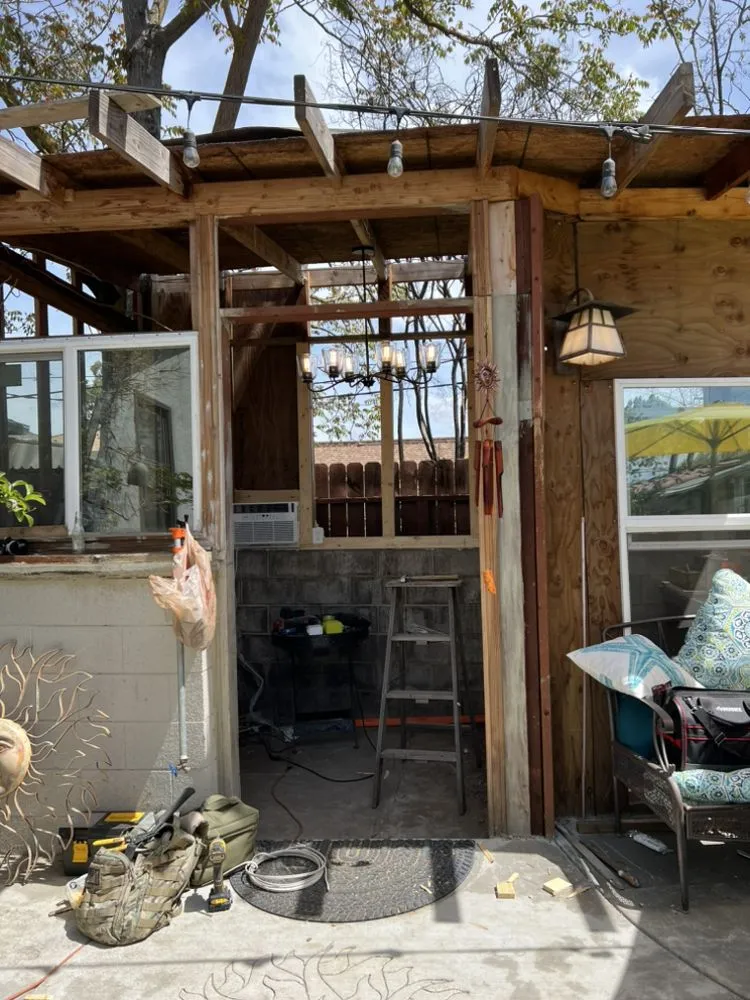 Slide of Electro Elite