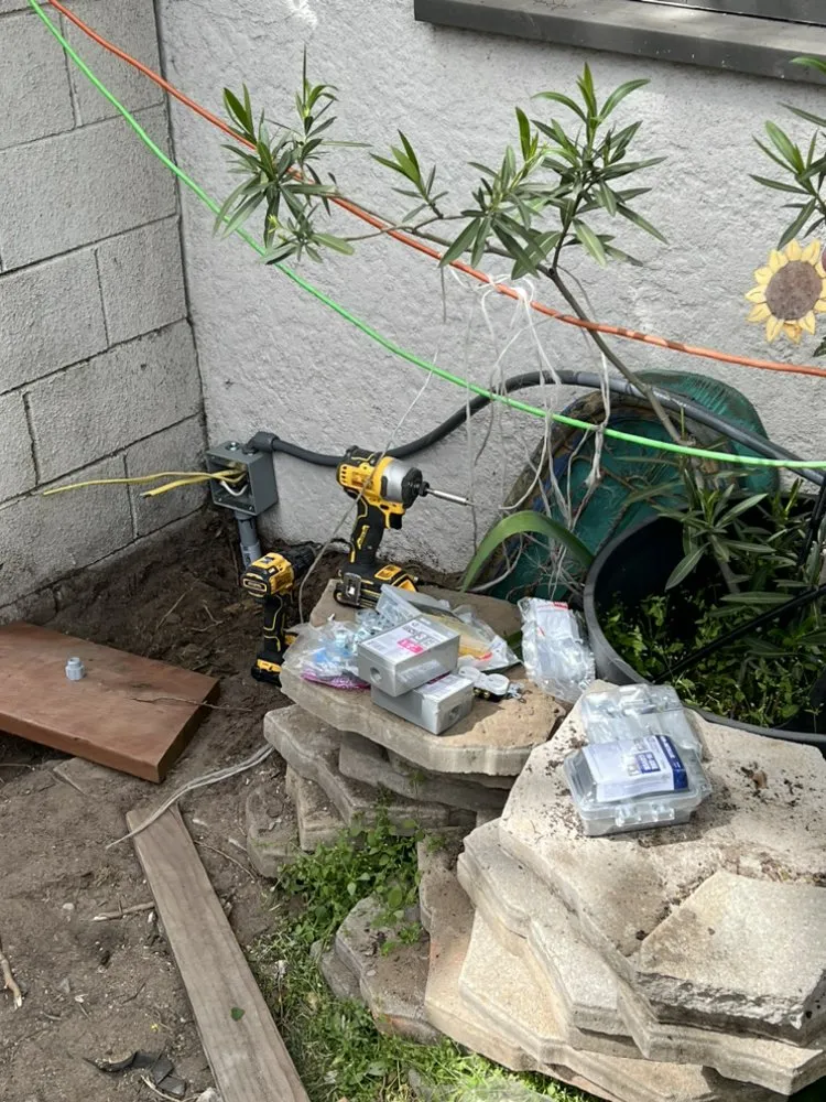 Slide of Electro Elite