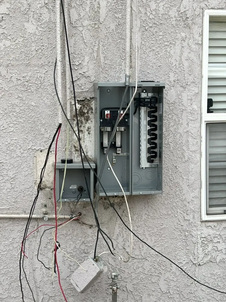 Slide of Electro Elite