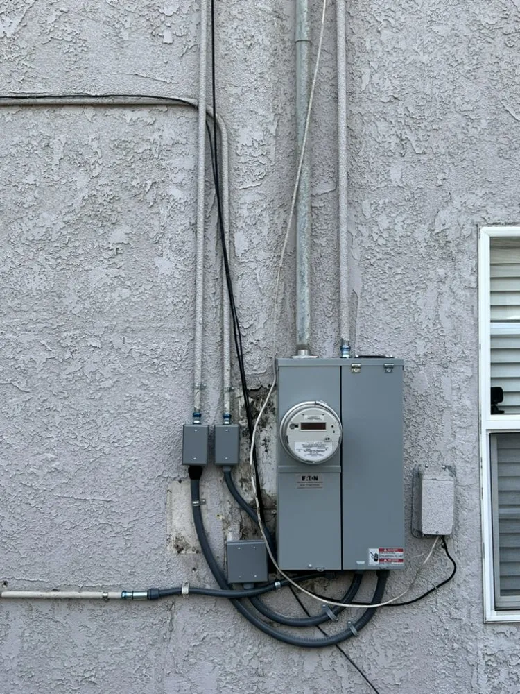 Slide of Electro Elite