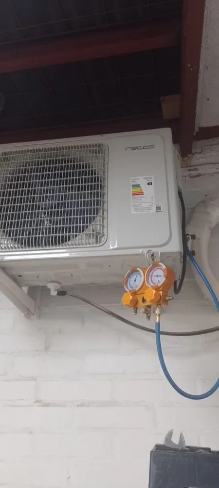 Slide of Electro House