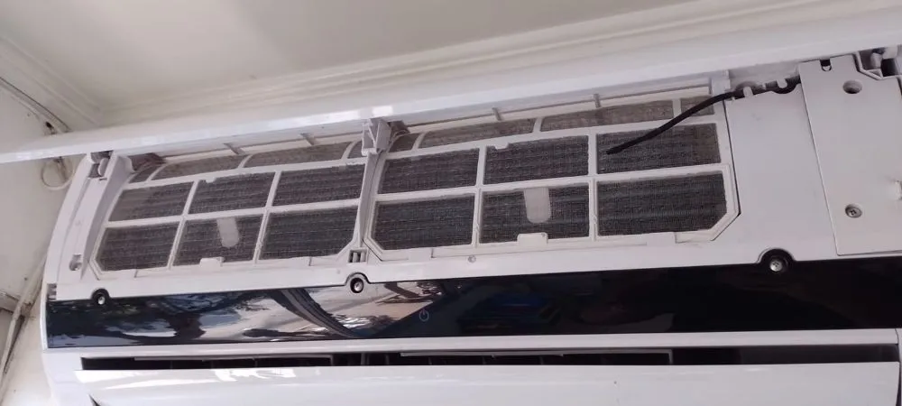 Slide of Electro House