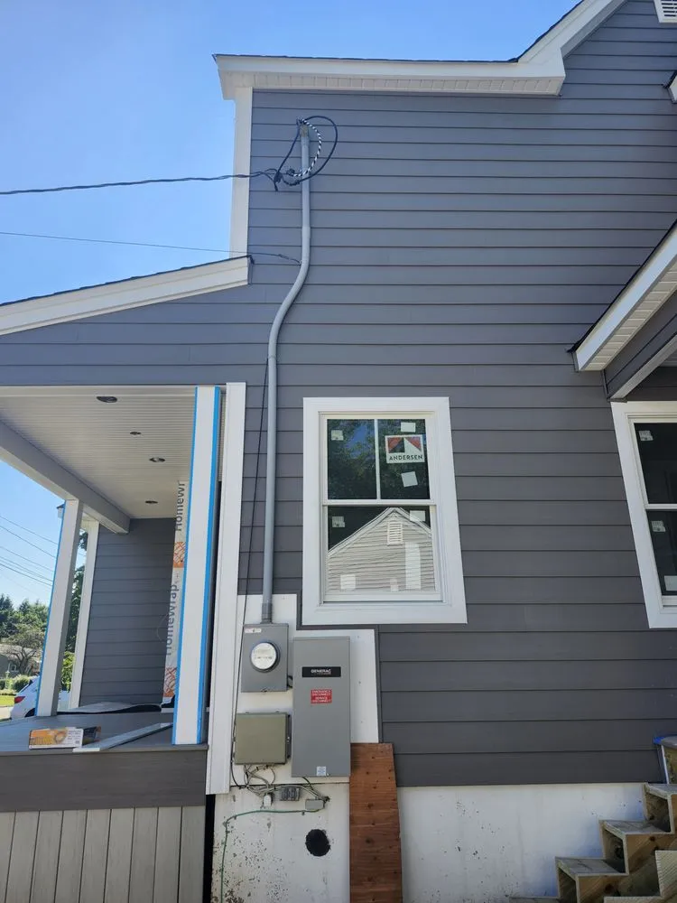 Slide of Electro silva