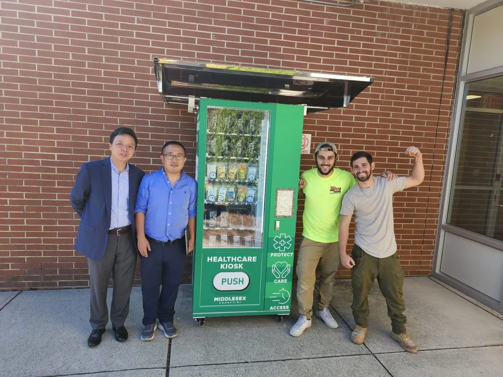 Slide of Electro silva