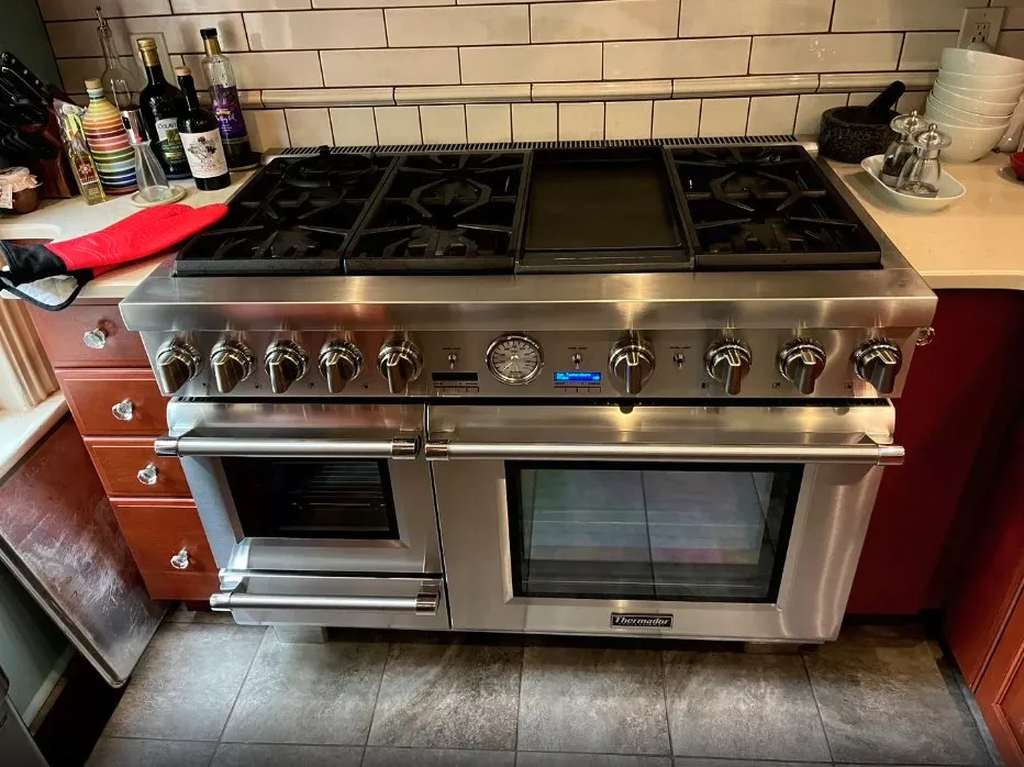 Slide of Electronics Surgeon