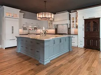 Slide of Electrotek Powers Systems