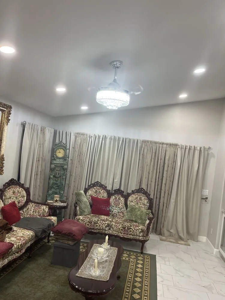 Slide of Elegant Electric Services