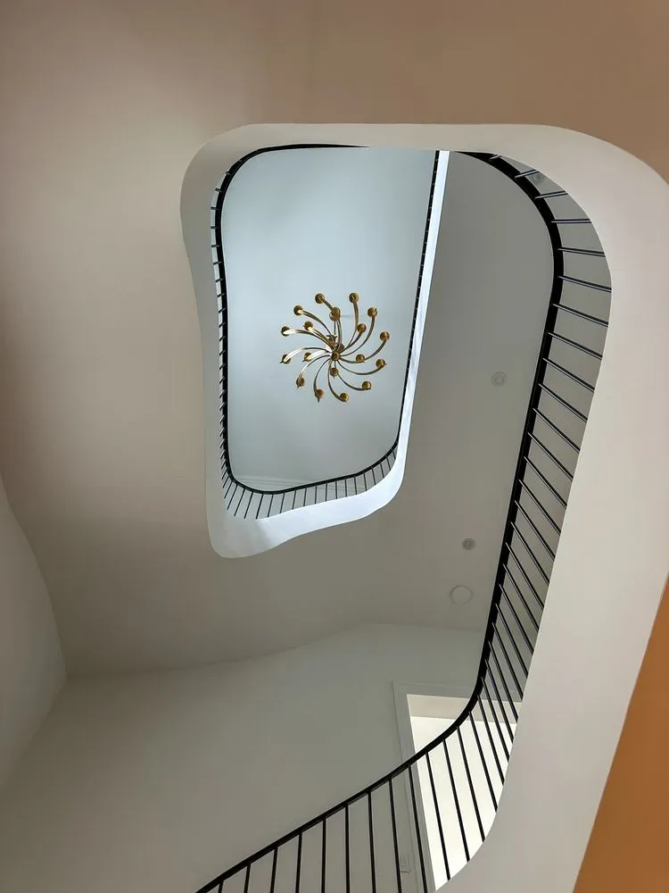 Slide of Elekron Electric