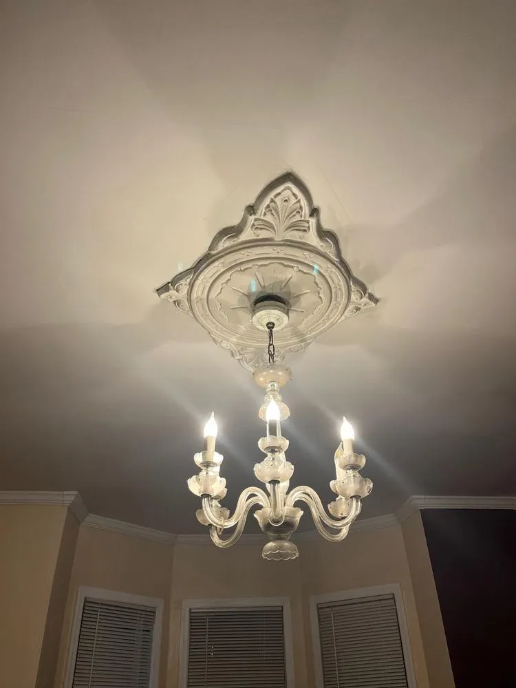 Slide of Elektra Services Je