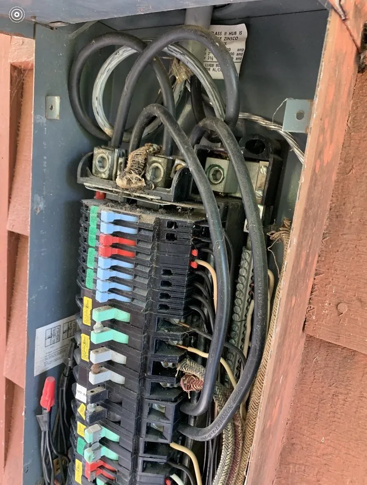 Expert outlet and switch repair service in Camano Island, WA - Element Electric
