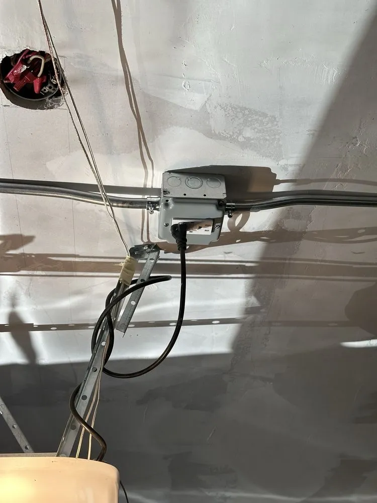 Slide of Eleney Electric