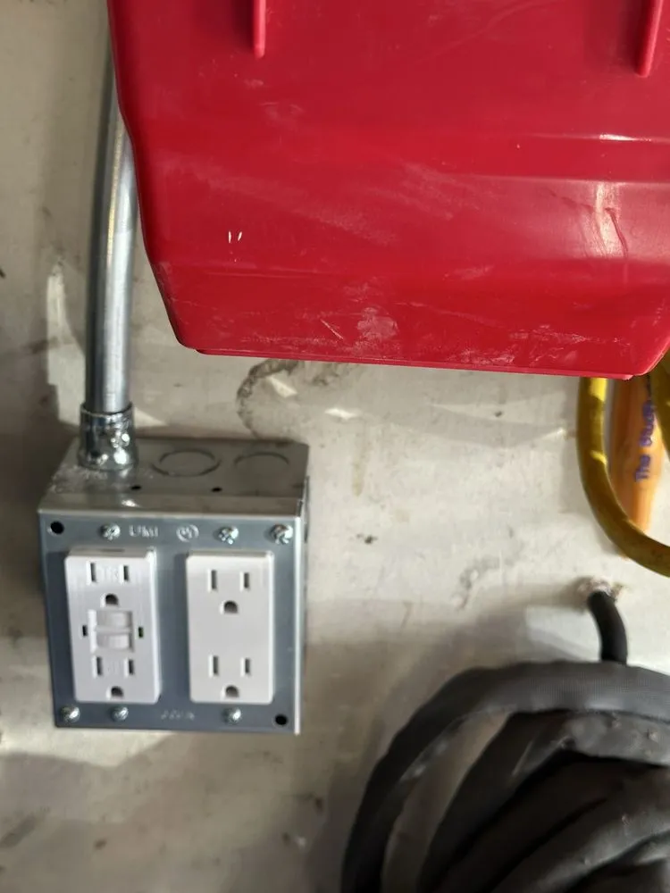 Slide of Eleney Electric