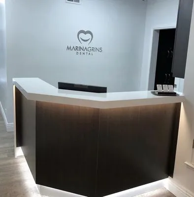 Eleney Electric Logo